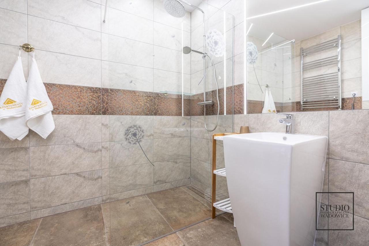 Apartament Karminowy Apartment Wadowice Ngoại thất bức ảnh