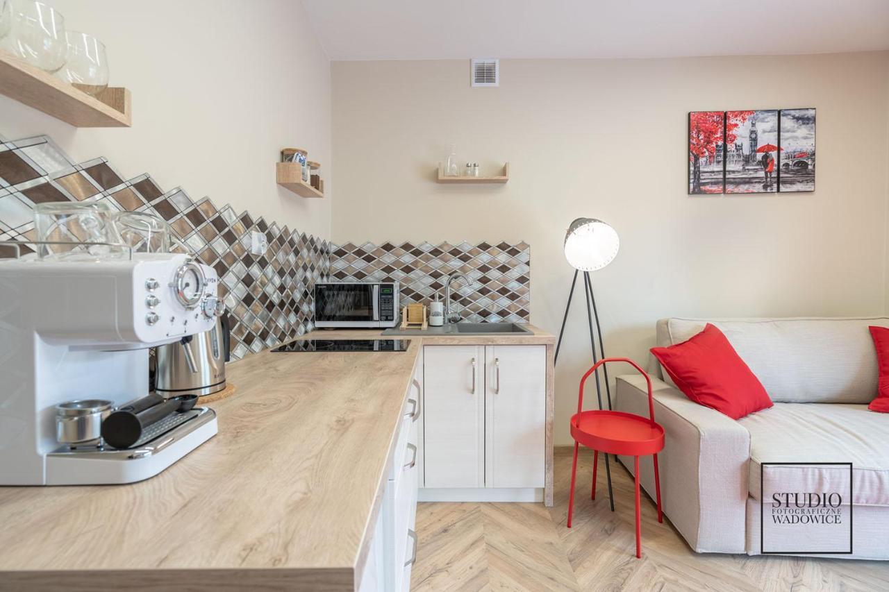 Apartament Karminowy Apartment Wadowice Ngoại thất bức ảnh